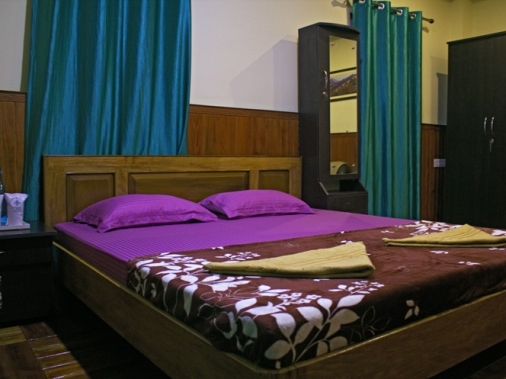 Book Non-AC Super Deluxe Room at Kha Choe Residency , Sikkim